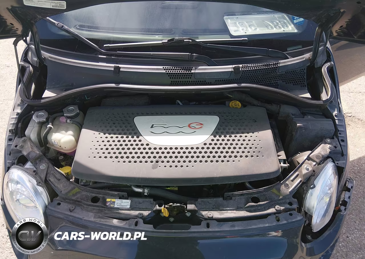 2017 Fiat 500E Battery Electric VIN:3C3CFFGE0HT598335 - 10