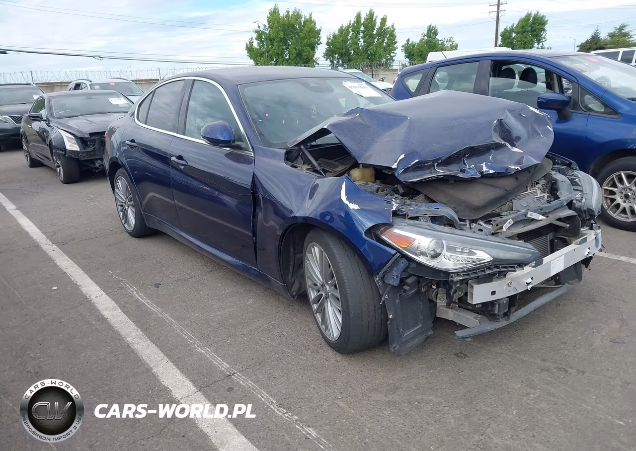 2018 Alfa Romeo Giulia Ti Lusso Rwd VIN:ZARFAECN3J7589183 - 1