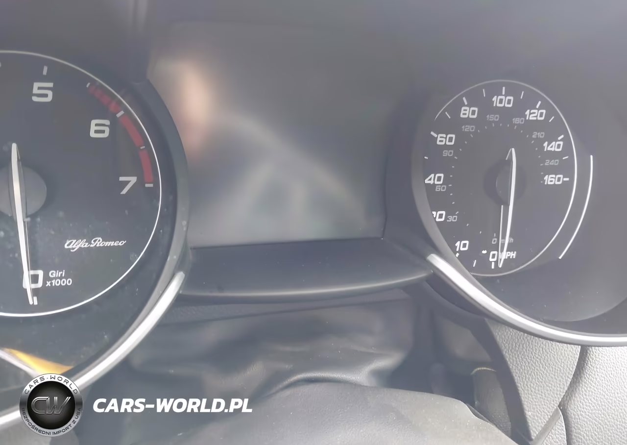 2018 Alfa Romeo Giulia Ti Lusso Rwd VIN:ZARFAECN3J7589183 - 15