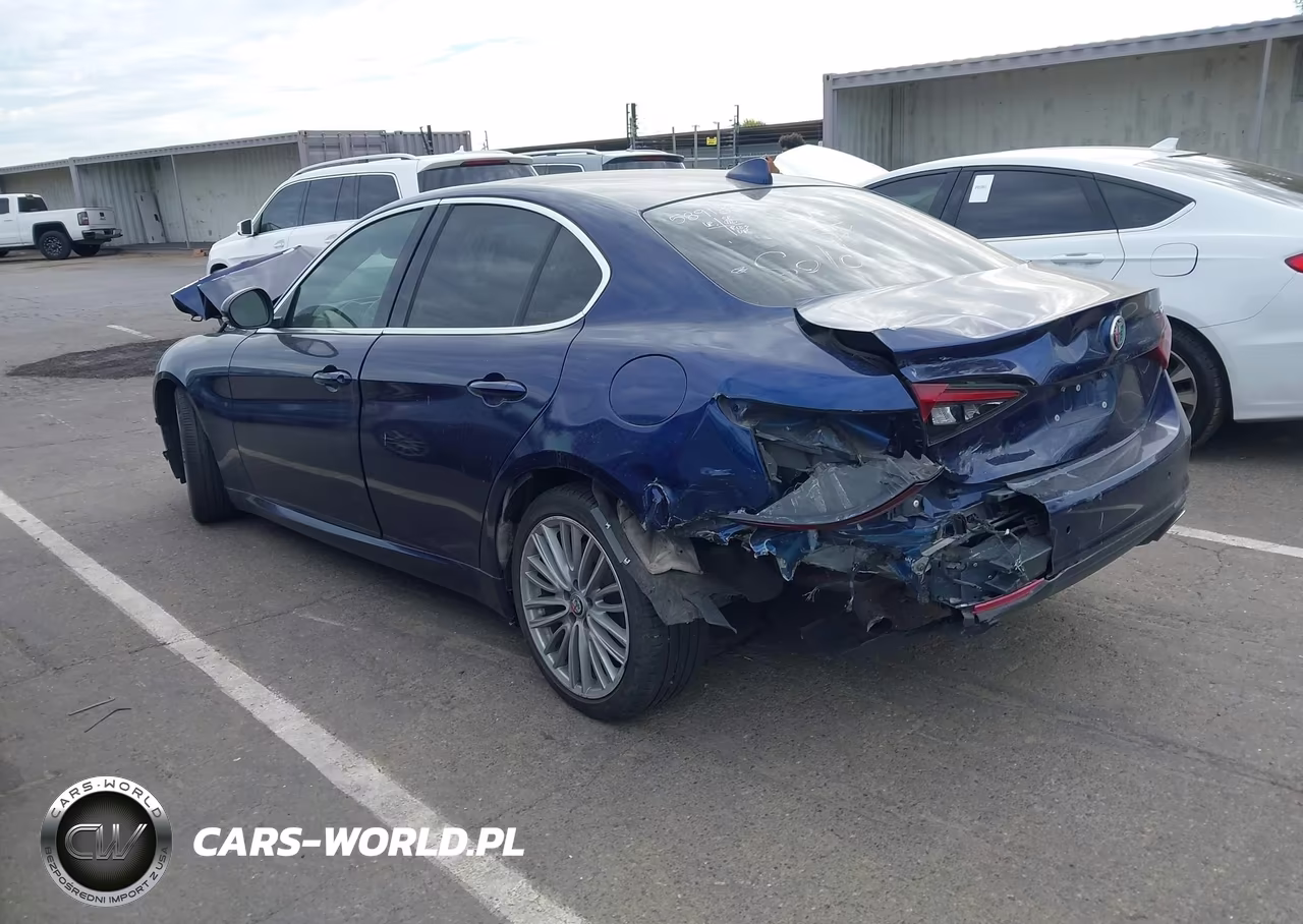 2018 Alfa Romeo Giulia Ti Lusso Rwd VIN:ZARFAECN3J7589183 - 3