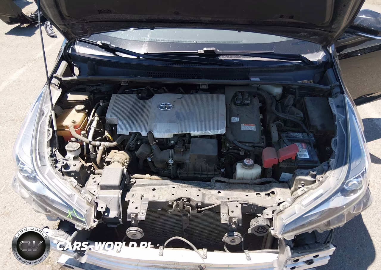 2020 Toyota Prius L Eco VIN:JTDKARFU5L3106449 - 10