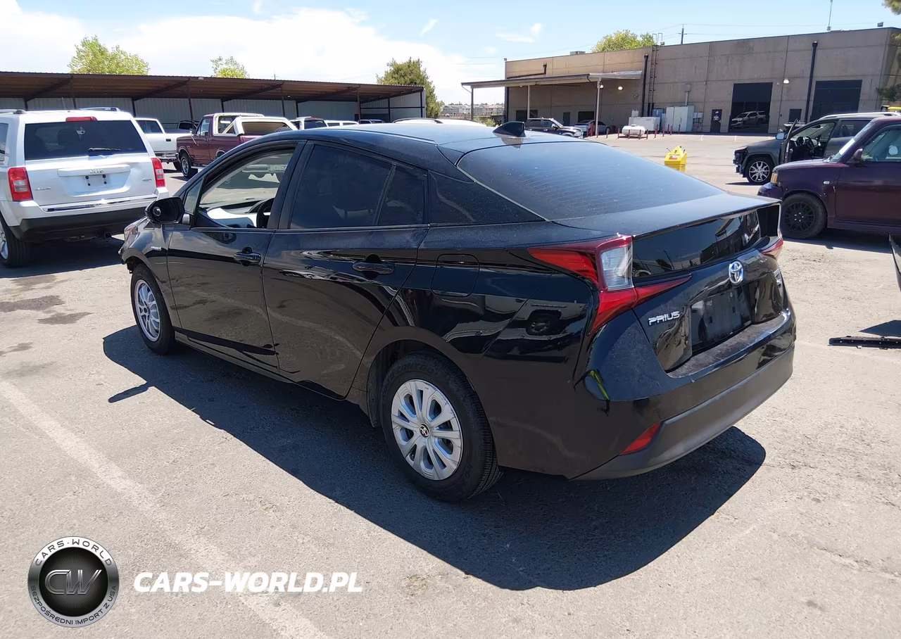 2020 Toyota Prius L Eco VIN:JTDKARFU5L3106449 - 3
