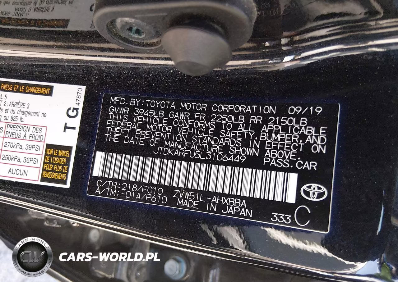 2020 Toyota Prius L Eco VIN:JTDKARFU5L3106449 - 9