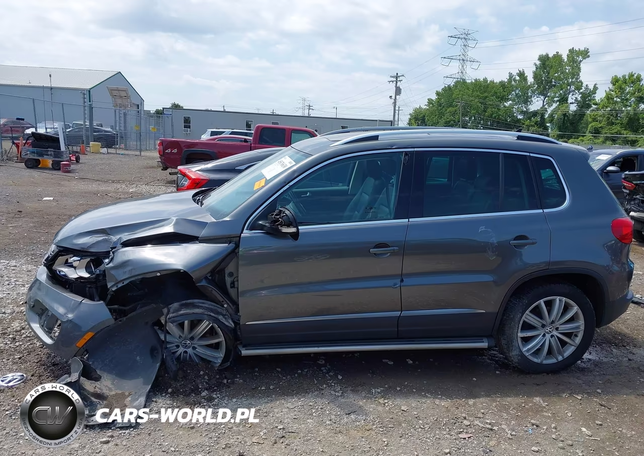 2016 Volkswagen Tiguan Se VIN:WVGAV7AX1GW557397 - 14