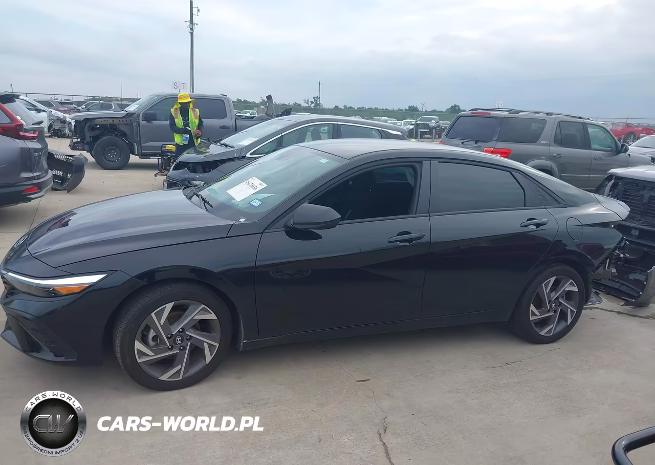 2025 Hyundai Elantra Sel Sport VIN:KMHLM4DG7SU085460 - 14