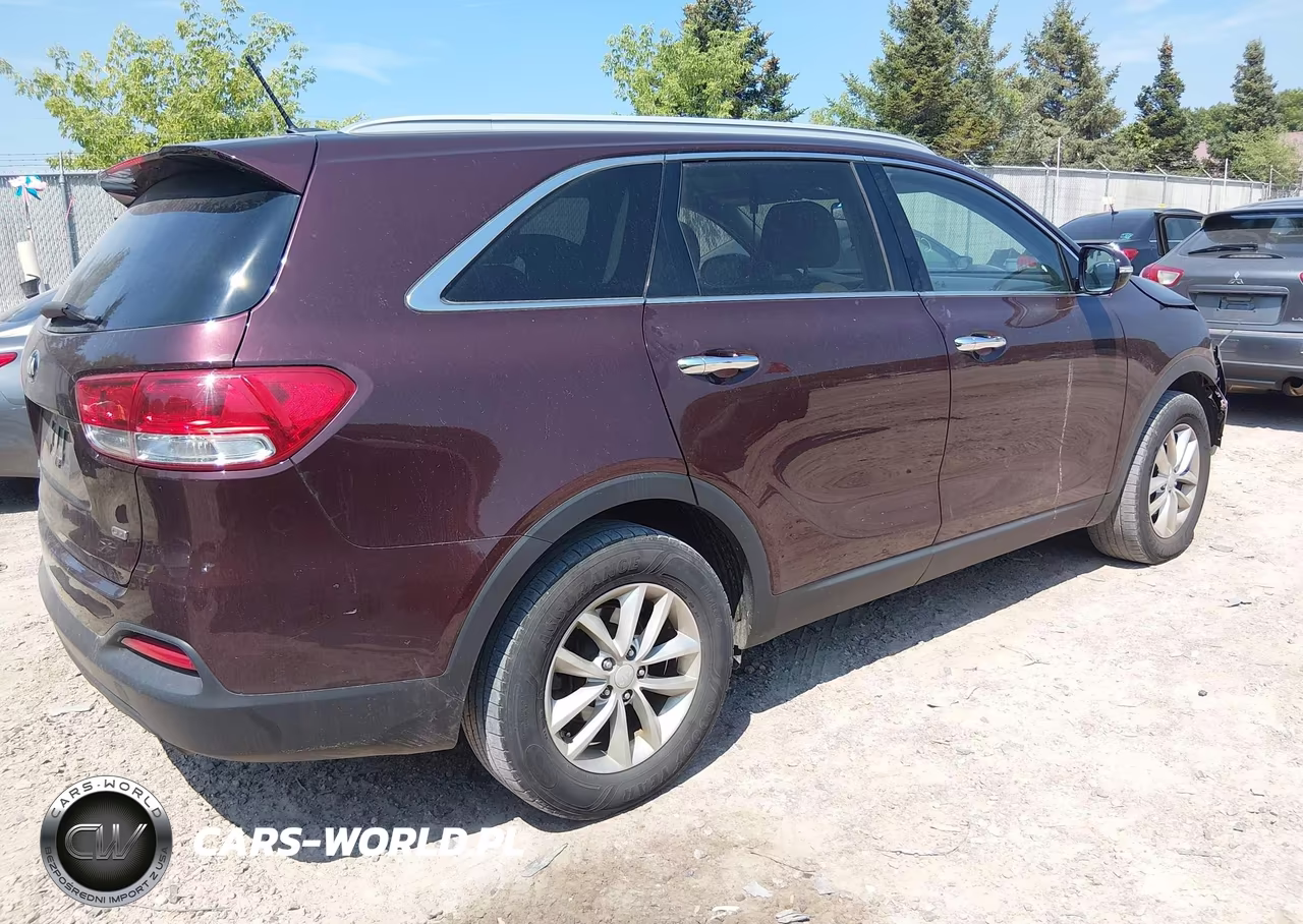 2017 Kia Sorento 2.4L Lx VIN:5XYPG4A39HG192244 - 4
