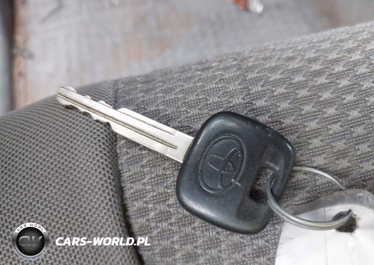 2009 Toyota Tacoma VIN:5TENX22N79Z646901 - 11