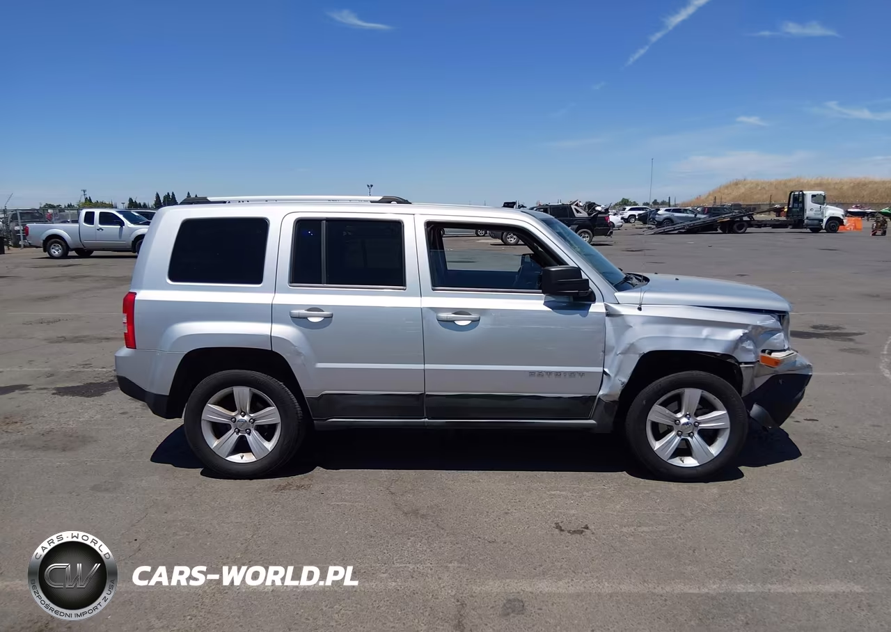 2011 Jeep Patriot Latitude X VIN:1J4NF4GB0BD279524 - 14