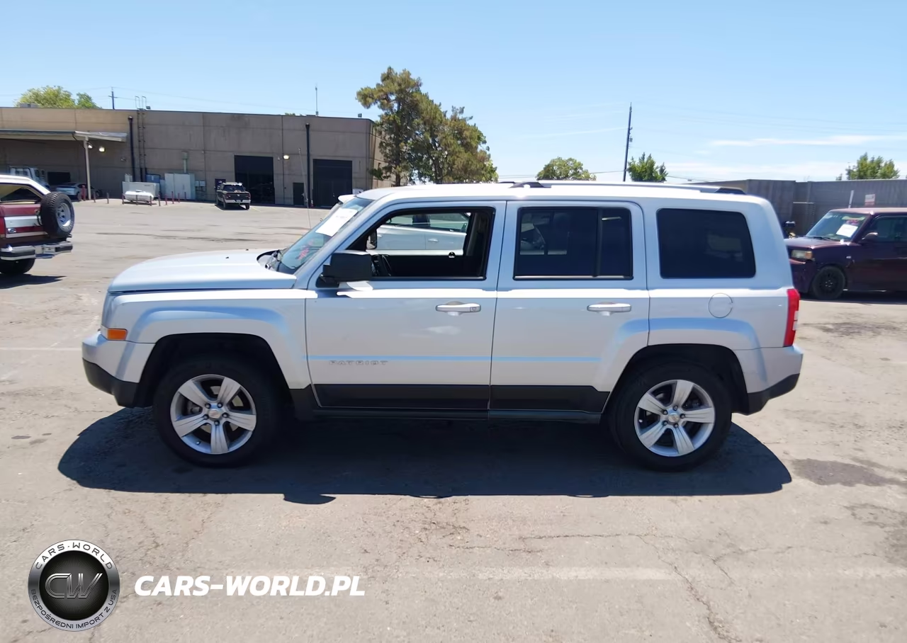 2011 Jeep Patriot Latitude X VIN:1J4NF4GB0BD279524 - 15