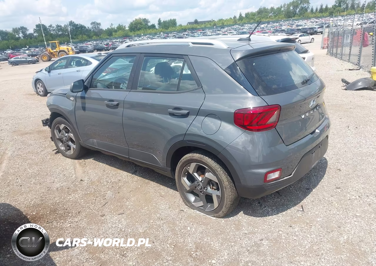 2024 Hyundai Venue Sel VIN:KMHRC8A33RU327192 - 3