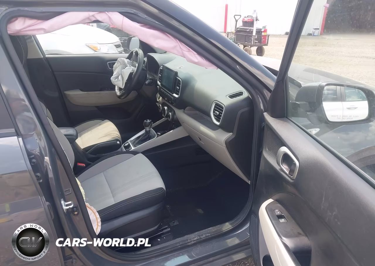 2024 Hyundai Venue Sel VIN:KMHRC8A33RU327192 - 5