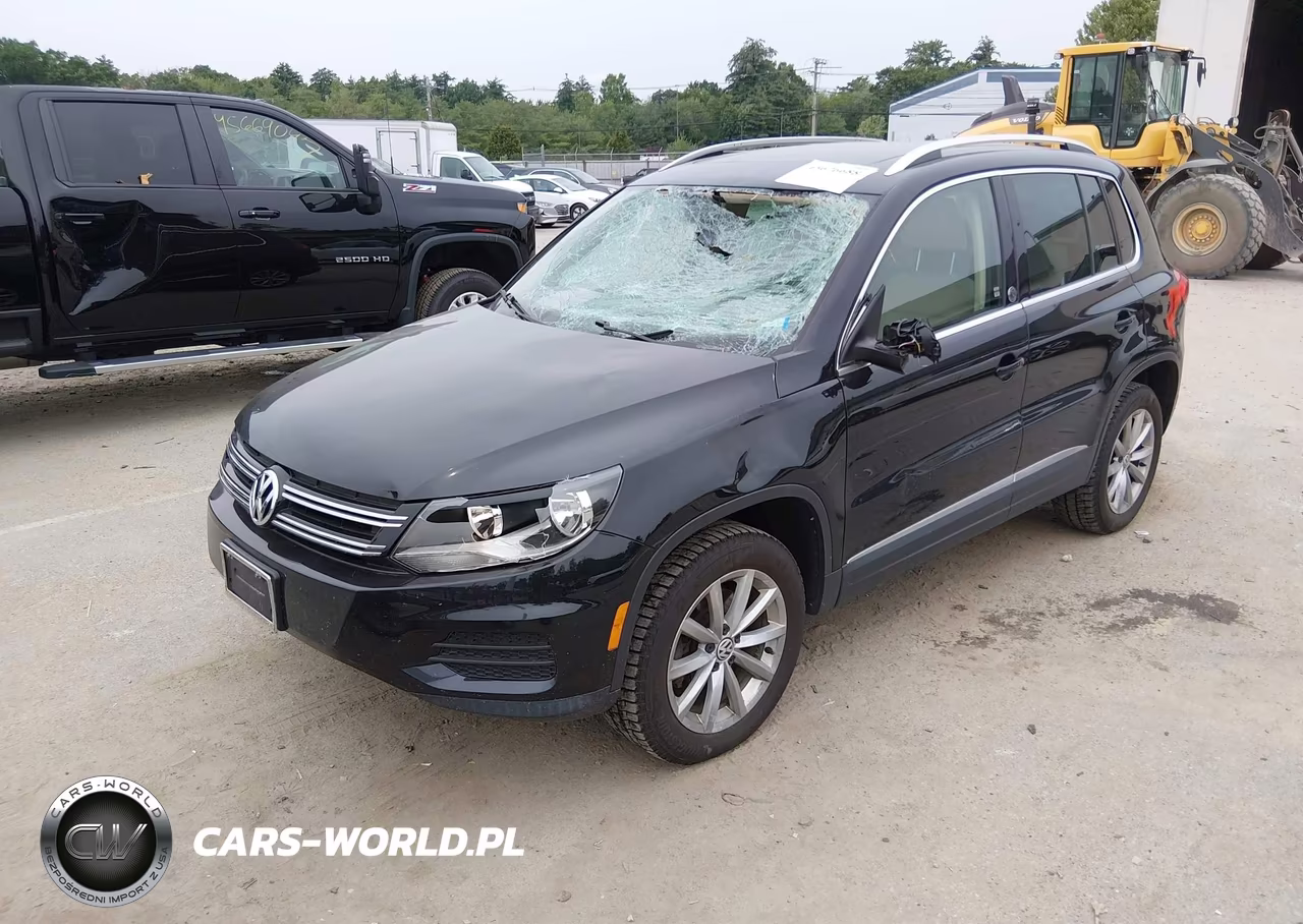 2017 Volkswagen Tiguan 2.0T Wolfsburg Edition VIN:WVGRV7AXXHK026775 - 2