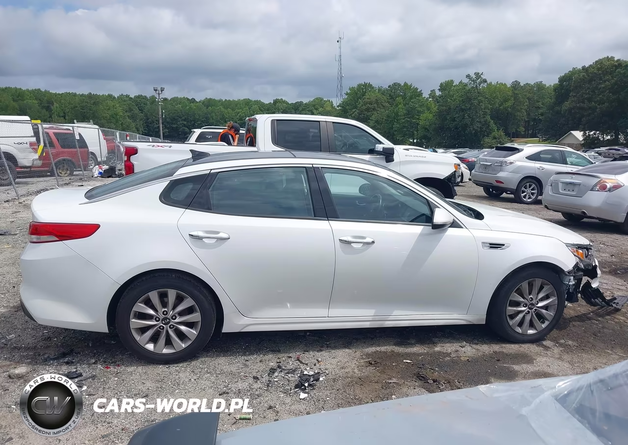 2016 Kia Optima Ex VIN:5XXGU4L30GG114203 - 14