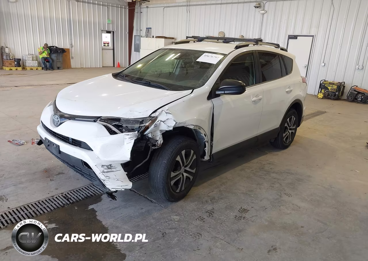 2017 Toyota Rav4 Le VIN:JTMBFREV5HJ703339 - 2