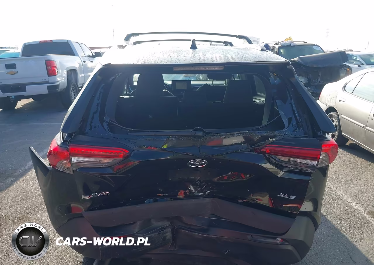 2021 Toyota Rav4 Xle VIN:2T3W1RFVXMC147105 - 17
