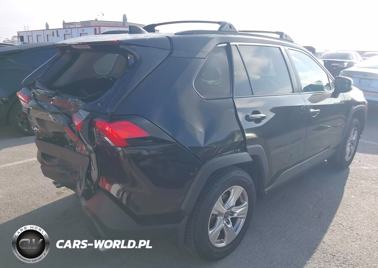 2021 Toyota Rav4 Xle VIN:2T3W1RFVXMC147105 - 4