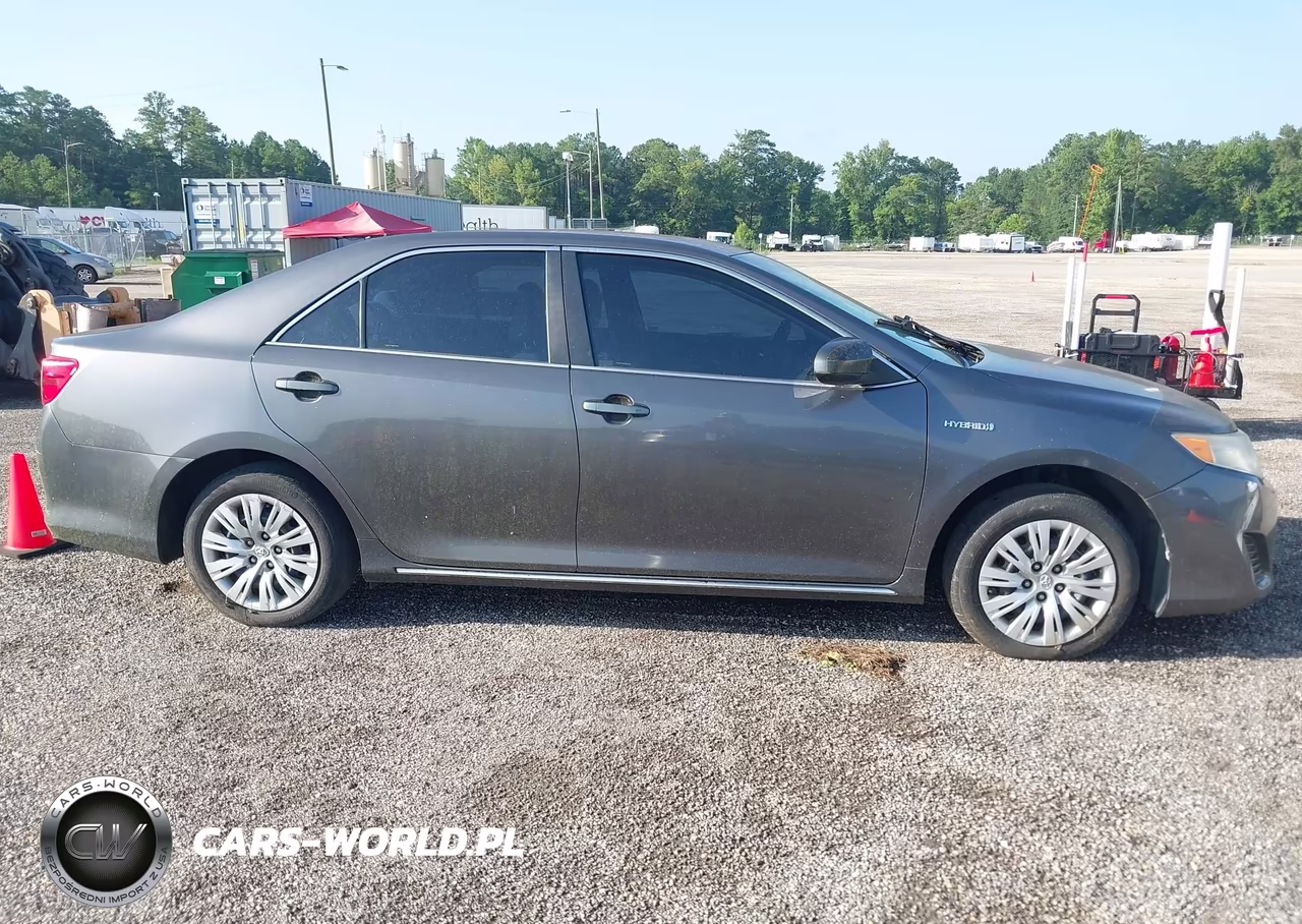 2013 Toyota Camry Hybrid Le VIN:4T1BD1FK6DU089210 - 14