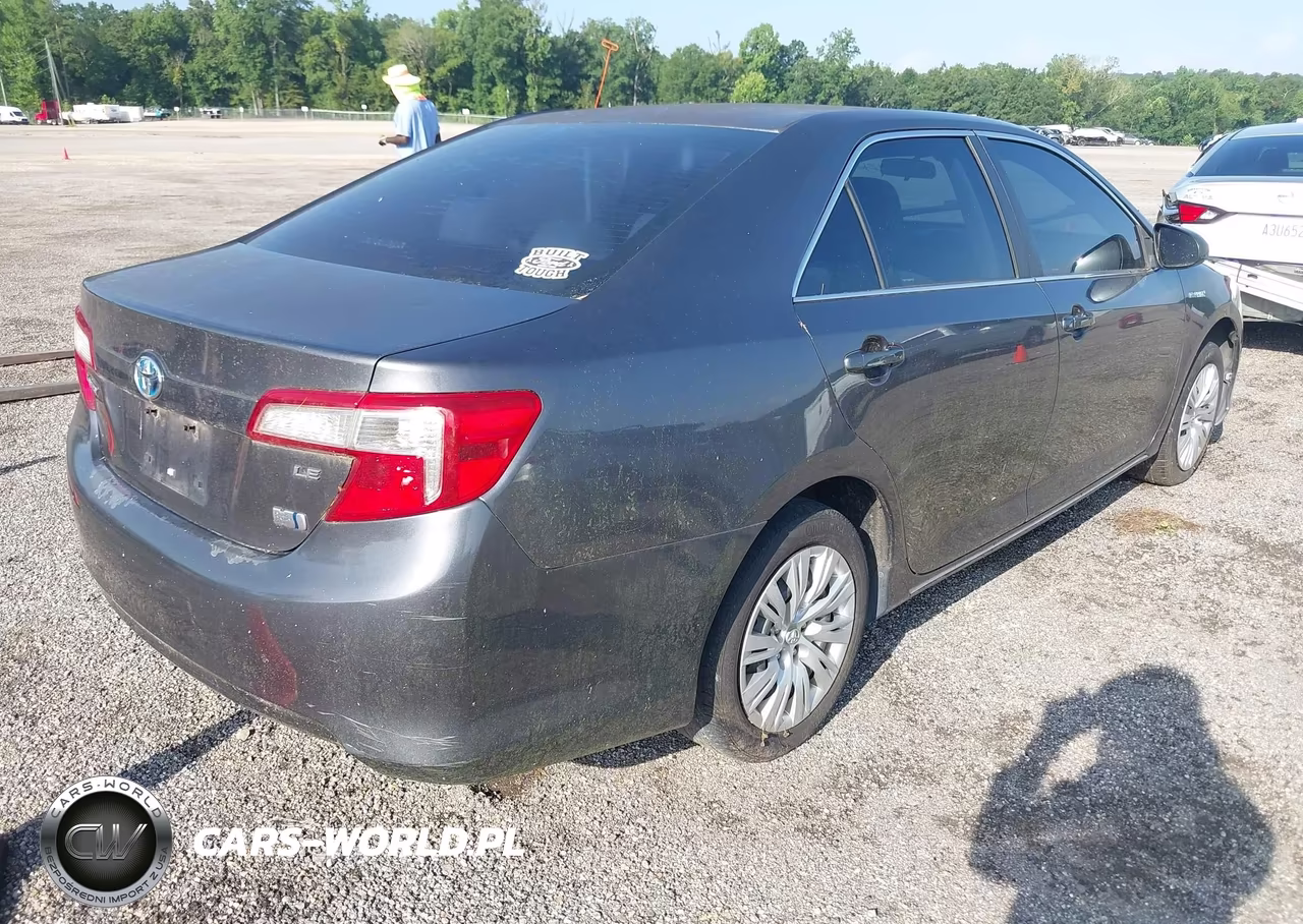 2013 Toyota Camry Hybrid Le VIN:4T1BD1FK6DU089210 - 4