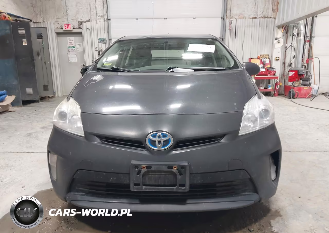 2013 Toyota Prius Two VIN:JTDKN3DU9D5647868 - 12