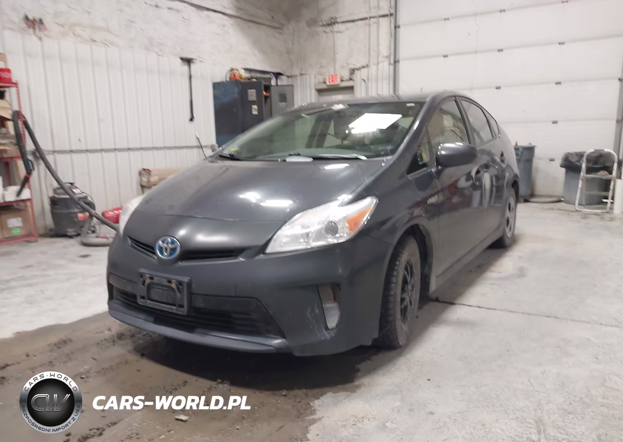 2013 Toyota Prius Two VIN:JTDKN3DU9D5647868 - 2
