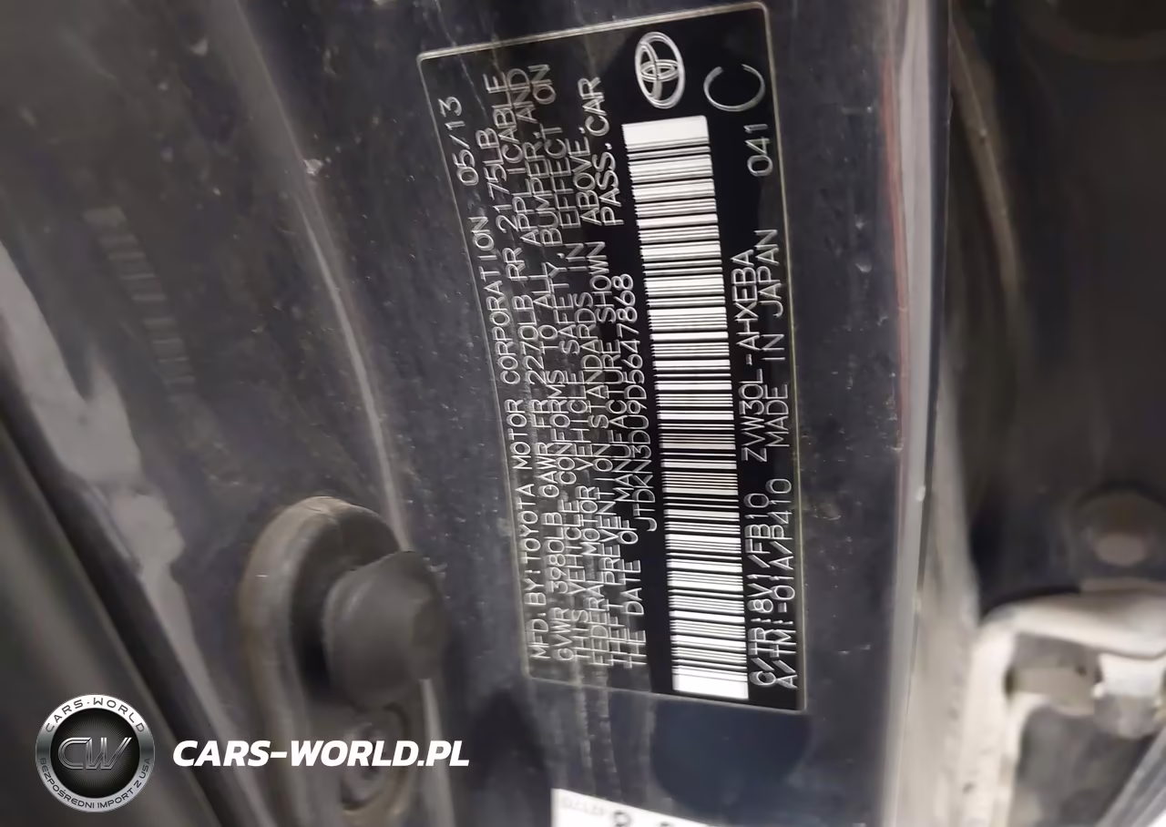2013 Toyota Prius Two VIN:JTDKN3DU9D5647868 - 9