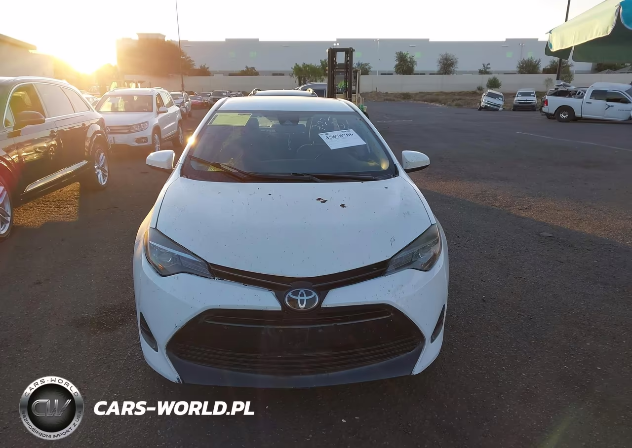 2019 Toyota Corolla Le VIN:2T1BURHE6KC187450 - 12