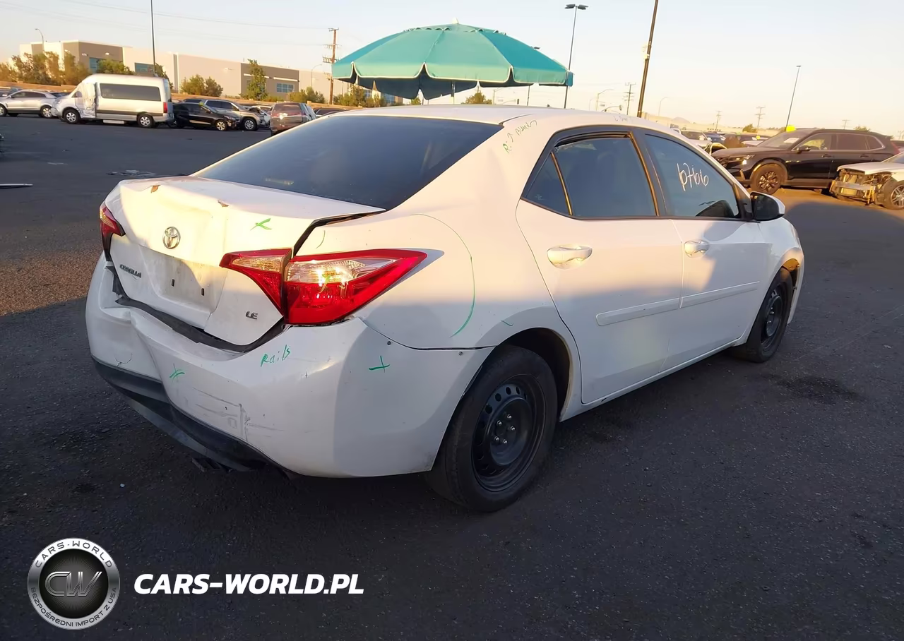 2019 Toyota Corolla Le VIN:2T1BURHE6KC187450 - 4