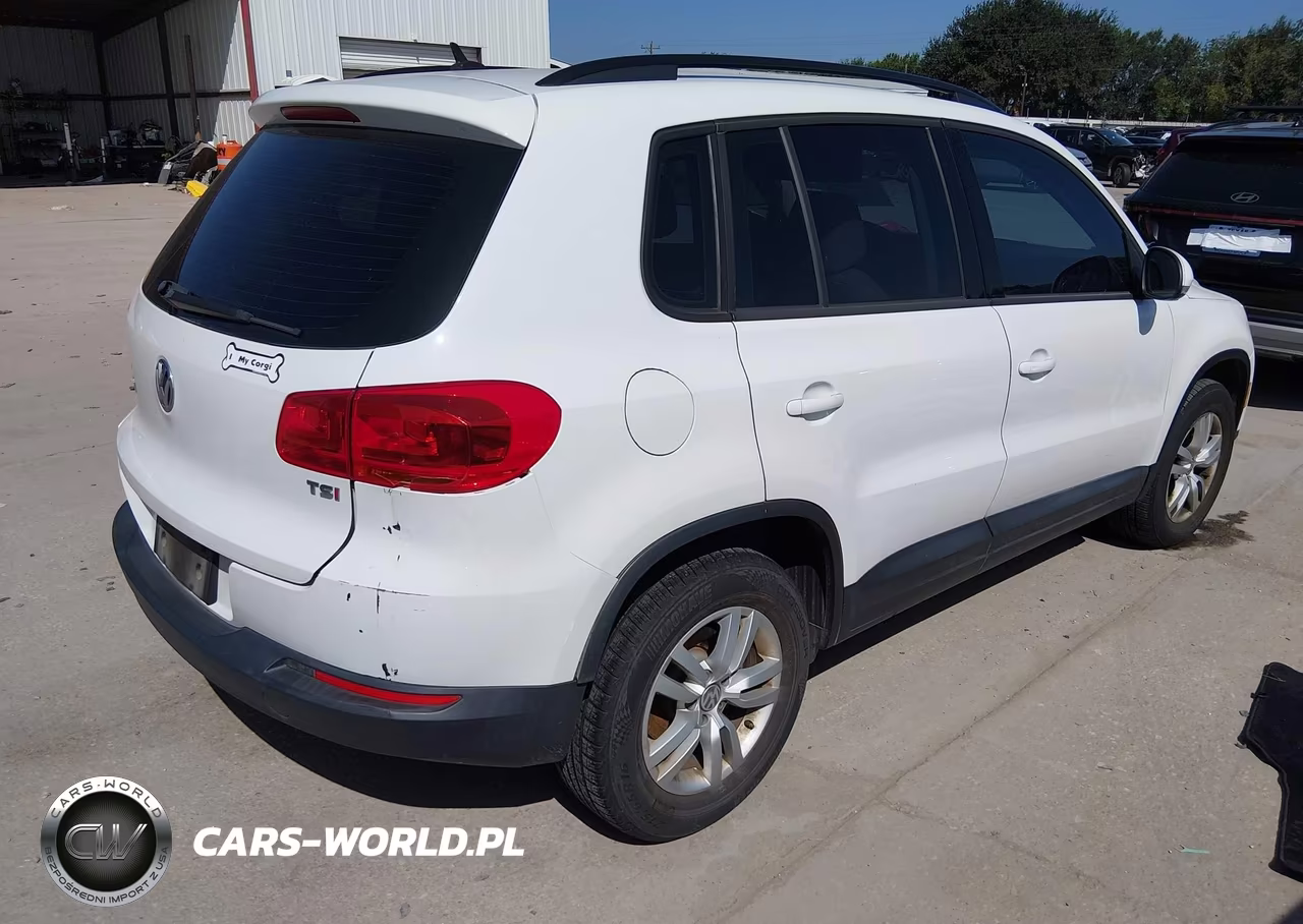 2016 Volkswagen Tiguan S VIN:WVGAV7AX3GW546997 - 4