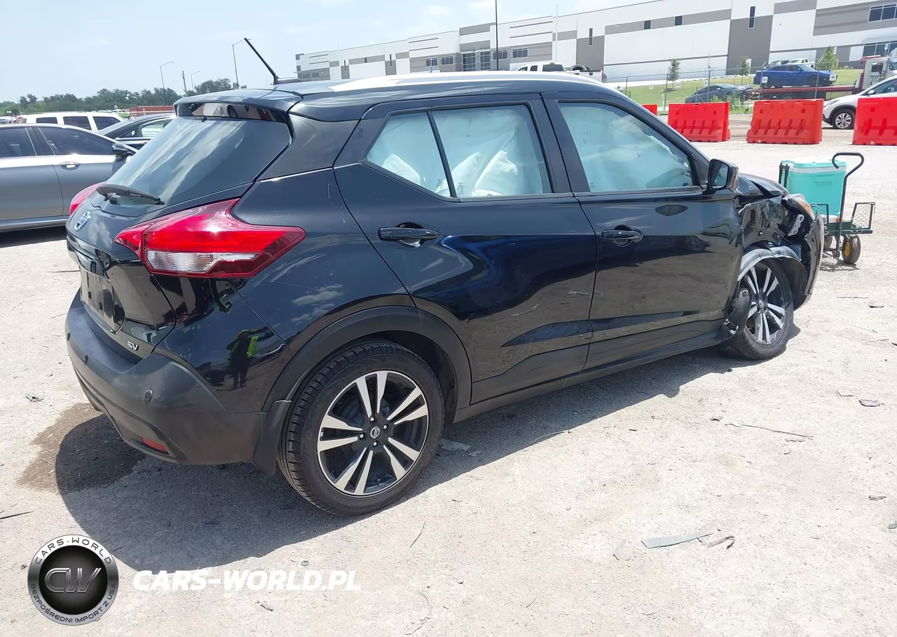 2020 Nissan Kicks Sv Xtronic Cvt VIN:3N1CP5CV4LL488490 - 4
