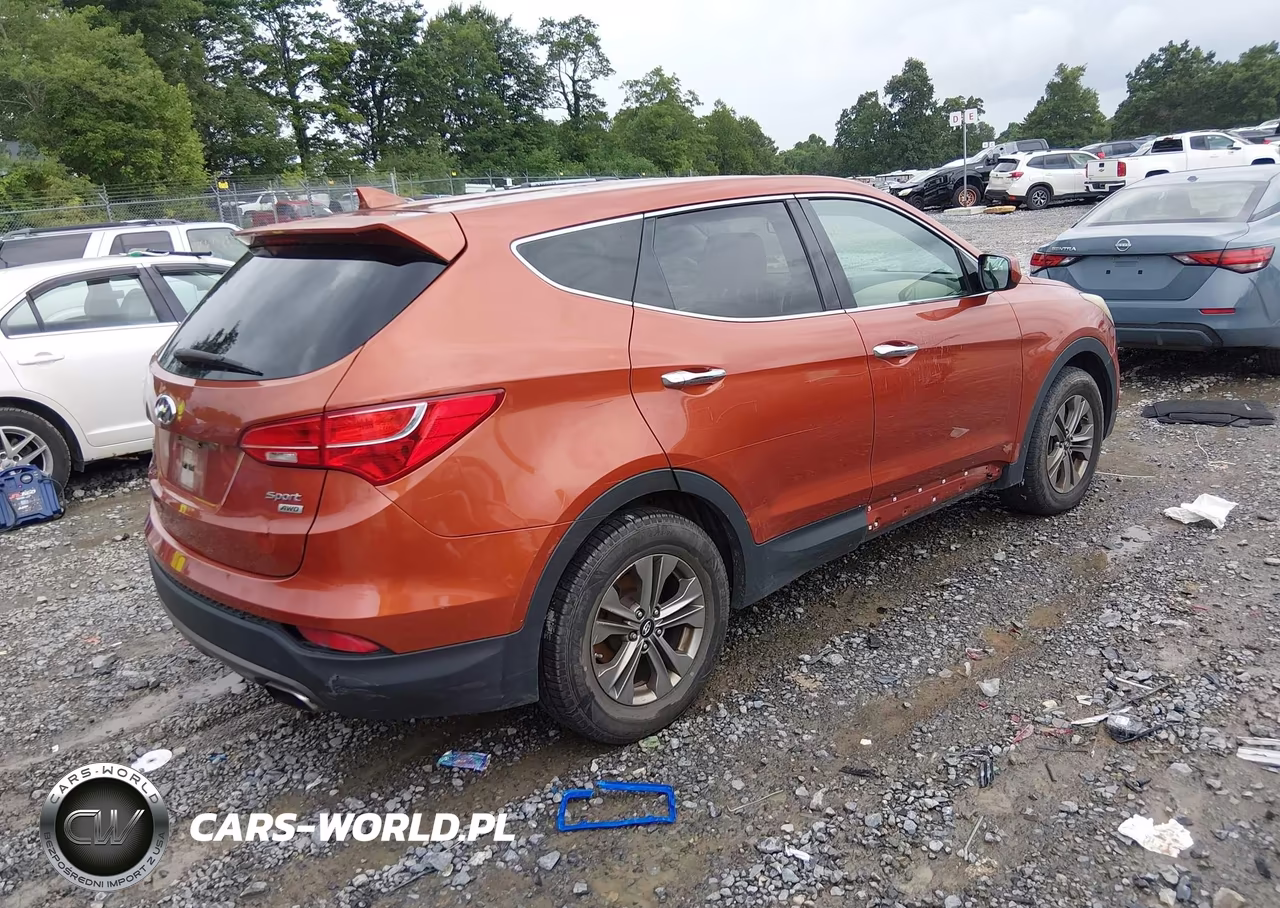 2015 Hyundai Santa Fe Sport 2.4L VIN:5XYZTDLB6FG301684 - 4