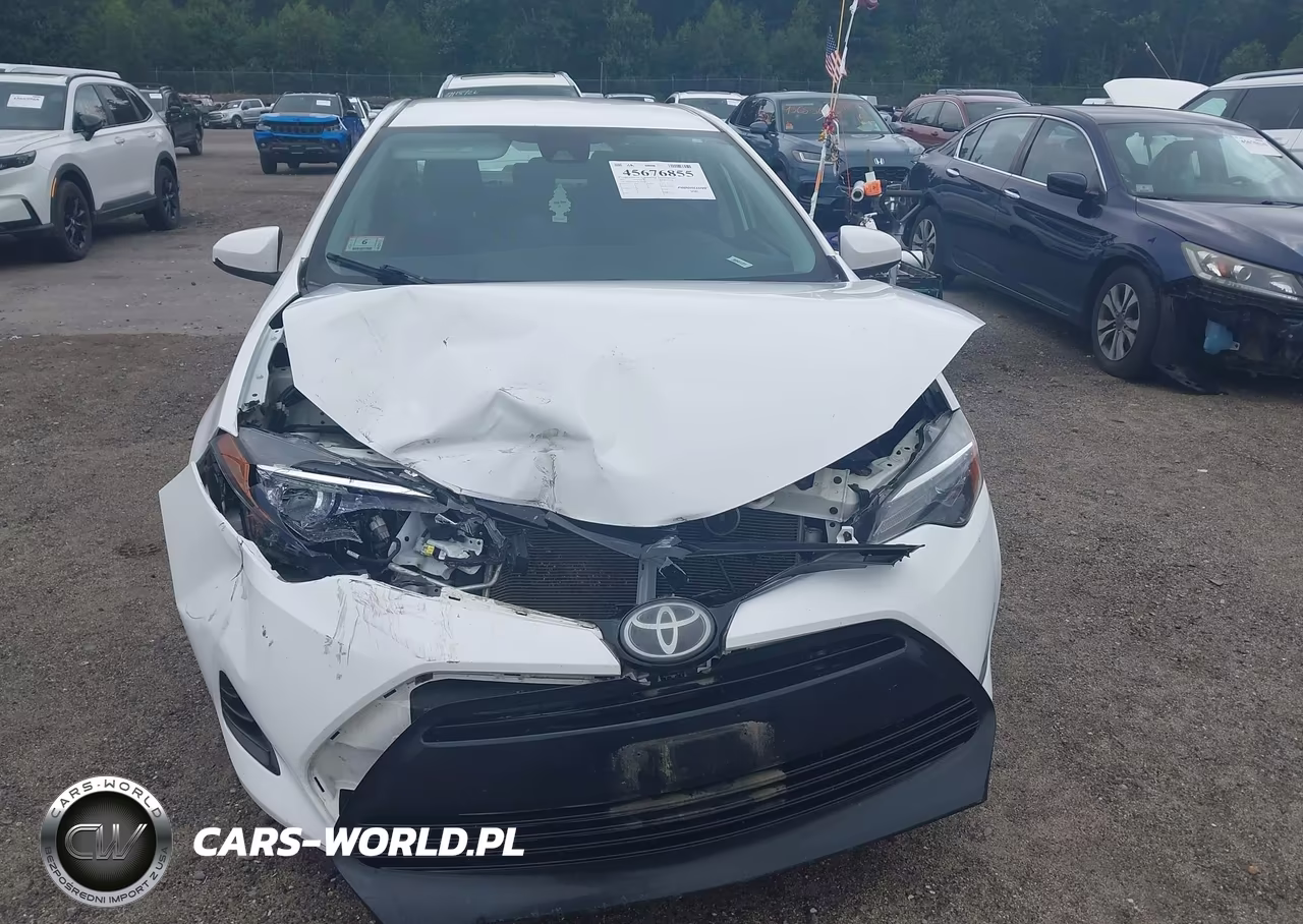 2017 Toyota Corolla Le VIN:2T1BURHE9HC904691 - 12