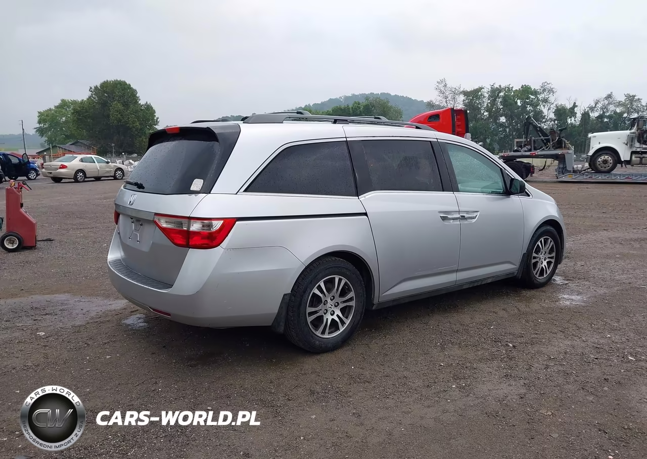 2011 Honda Odyssey Ex-L VIN:5FNRL5H60BB070395 - 4