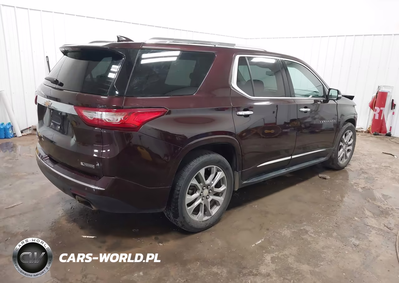 2018 Chevrolet Traverse Premier VIN:1GNEVJKW9JJ130523 - 4
