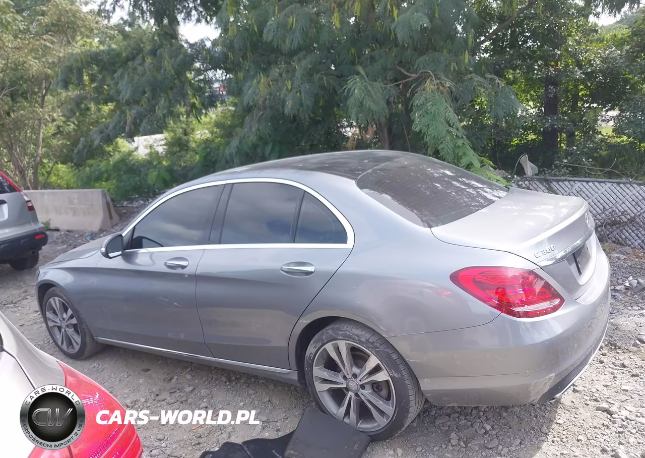2015 Mercedes-Benz C 300 4Matic VIN:55SWF4KB3FU091224 - 14