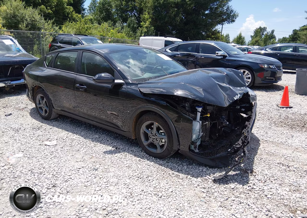 2025 Kia K4 Lxs – zdjęcie 1 z 16