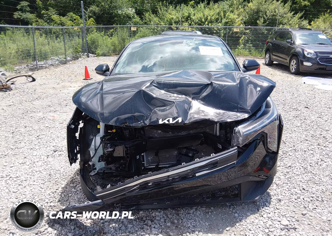 2025 Kia K4 Lxs VIN:3KPFT4DE9SE225218 - 6