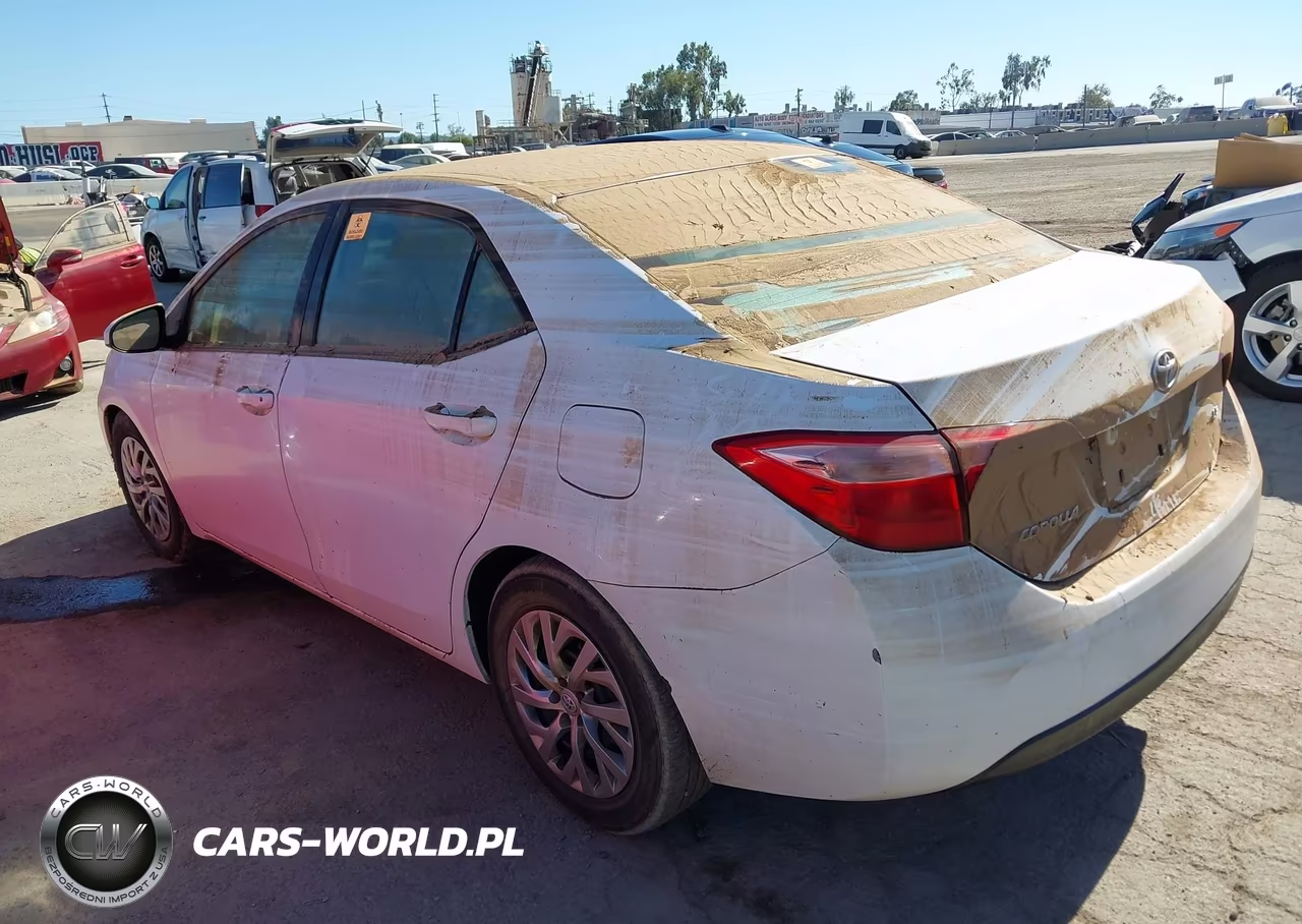 2019 Toyota Corolla Le VIN:2T1BURHE1KC233296 - 3