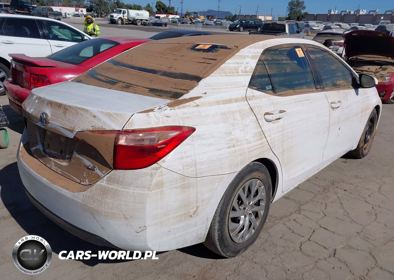 2019 Toyota Corolla Le VIN:2T1BURHE1KC233296 - 4
