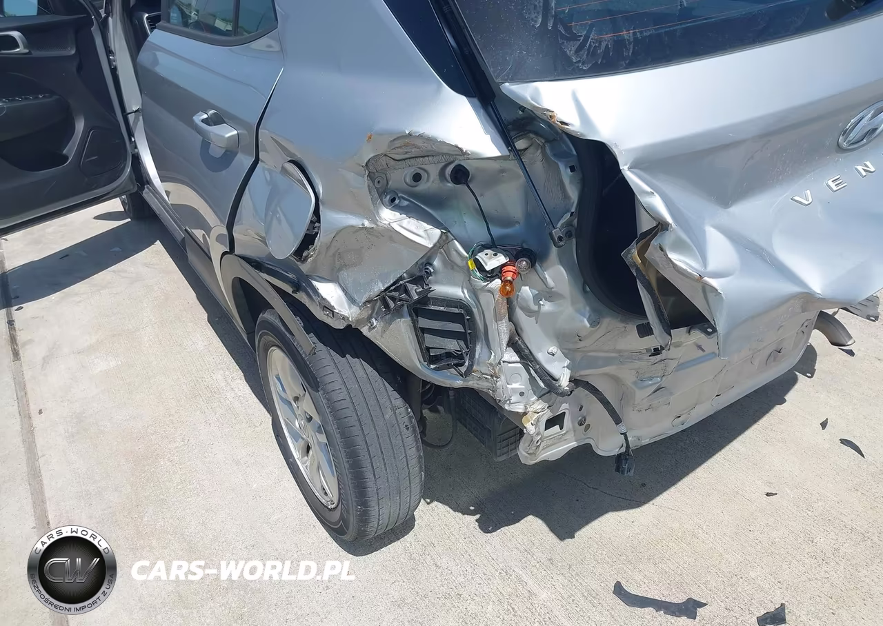 2022 Hyundai Venue Se VIN:KMHRB8A35NU201736 - 17