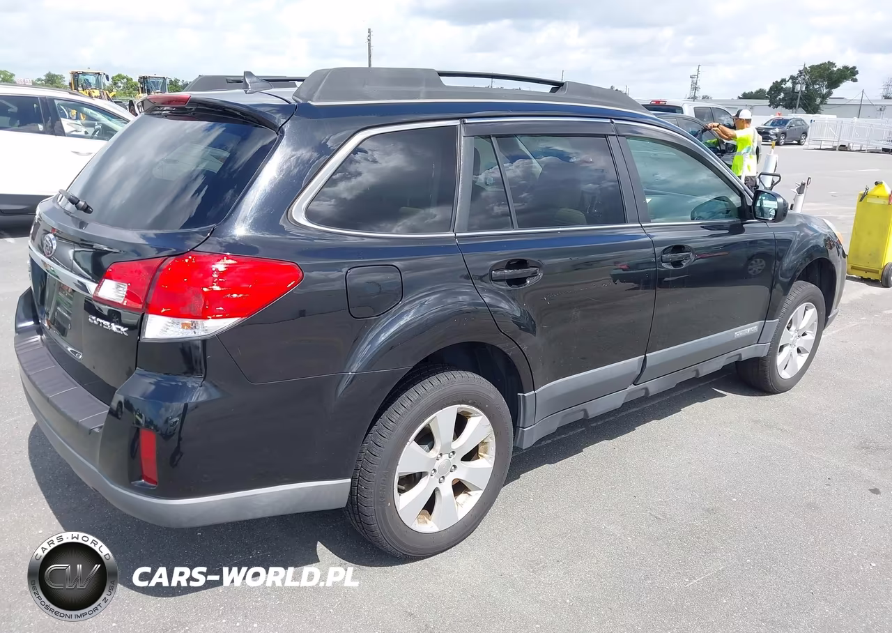 2011 Subaru Outback 2.5I Limited VIN:4S4BRCKC2B3352226 - 4