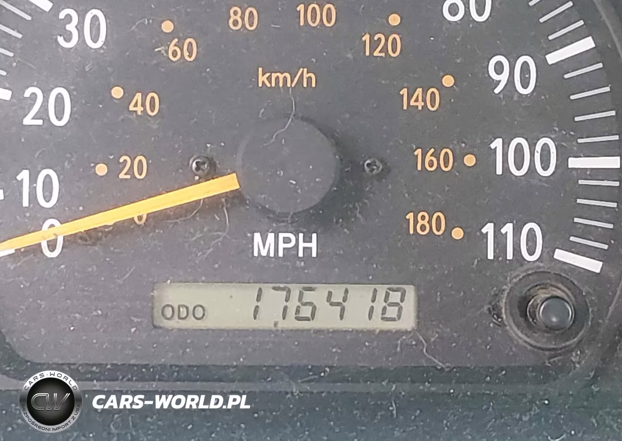 2003 Toyota Tundra Sr5 V8 VIN:5TBBT44183S370343 - 12