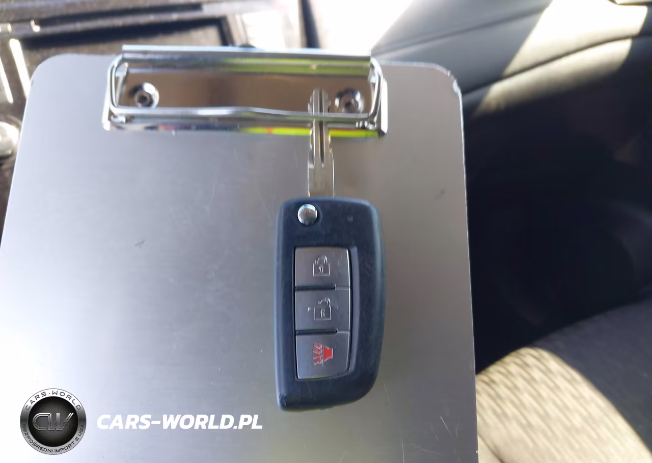 2019 Nissan Rogue S VIN:JN8AT2MT3KW253572 - 11
