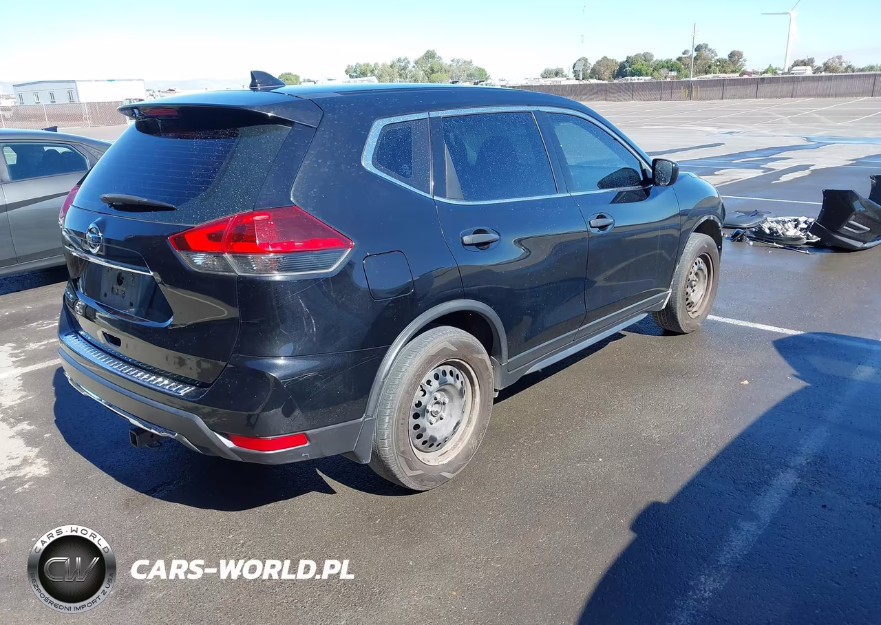 2019 Nissan Rogue S VIN:JN8AT2MT3KW253572 - 4