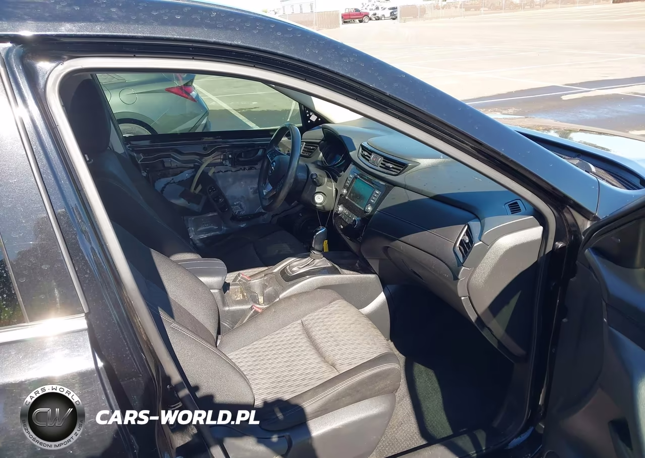 2019 Nissan Rogue S VIN:JN8AT2MT3KW253572 - 5