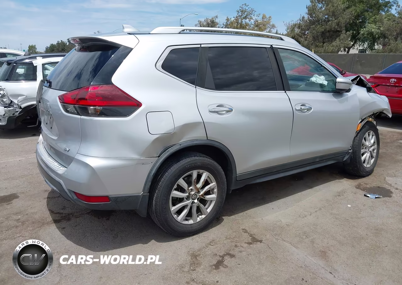 2018 Nissan Rogue Sv VIN:KNMAT2MT8JP605050 - 4