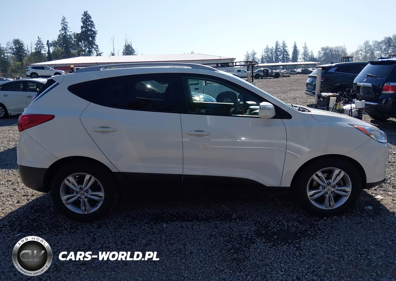 2012 Hyundai Tucson Gls VIN:KM8JUCAC8CU352853 - 13