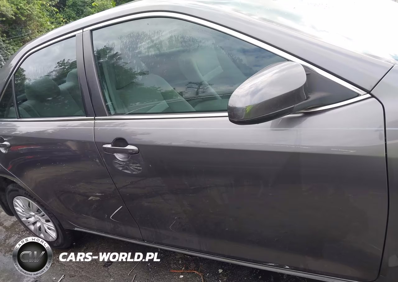 2014 Toyota Camry Hybrid Le VIN:4T1BD1FK5EU120447 - 13