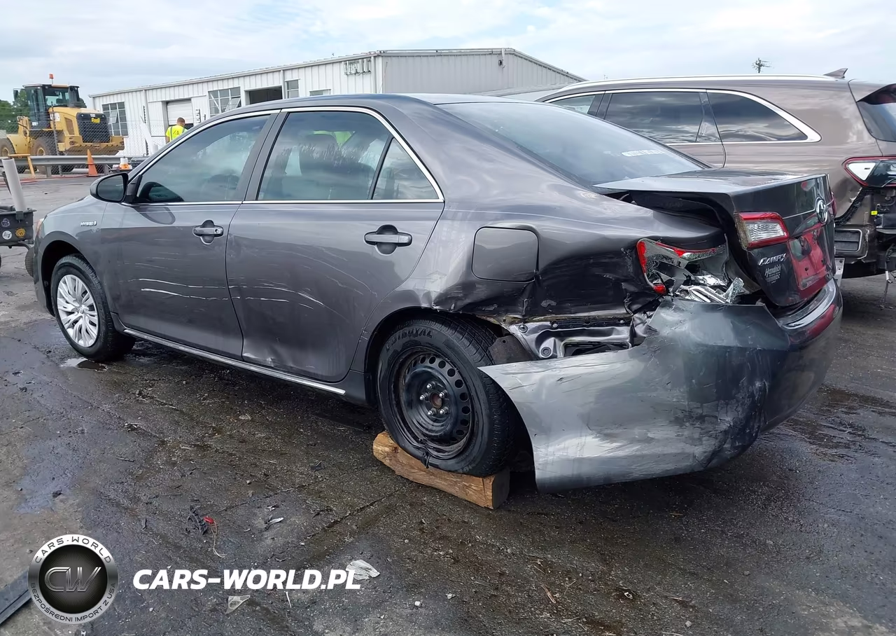 2014 Toyota Camry Hybrid Le VIN:4T1BD1FK5EU120447 - 3