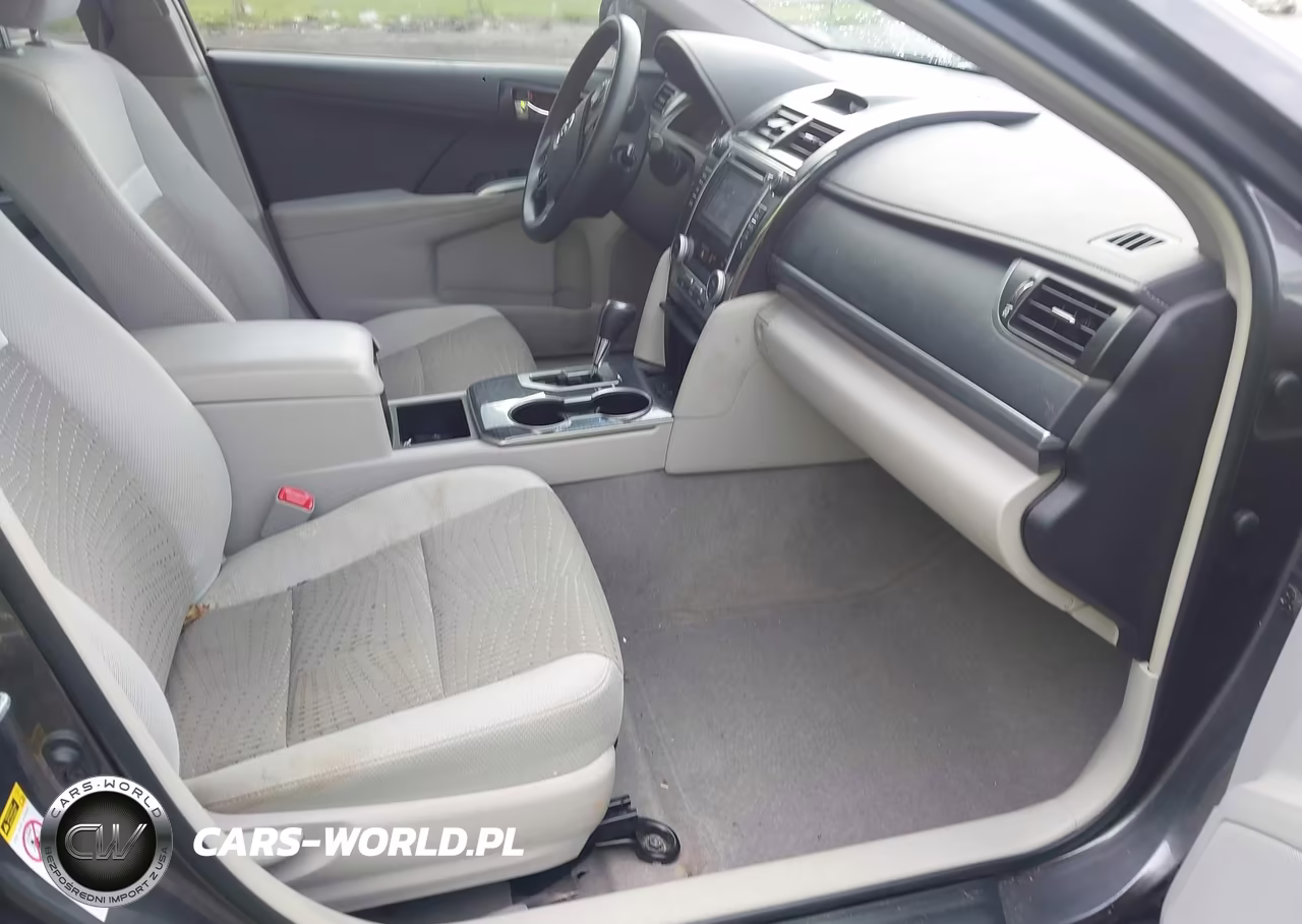 2014 Toyota Camry Hybrid Le VIN:4T1BD1FK5EU120447 - 5