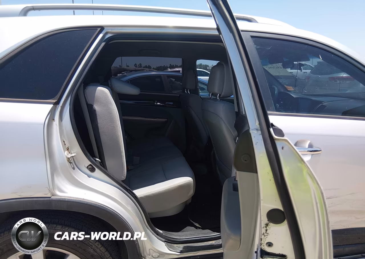 2011 Kia Sorento Lx V6 VIN:5XYKT4A28BG062797 - 8
